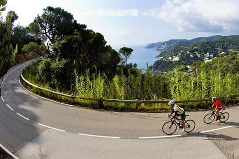 Private guided Costa Brava Cycling Tour: The Best Catalonia Road