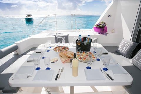 Luxuriöser privater ganztägiger Katamaran-Charter in St. Maarten & Saint-Martin