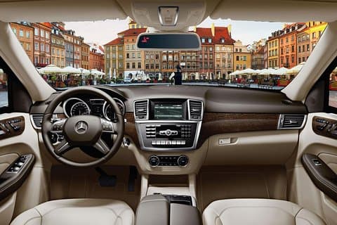 Warsaw Private Transfer from Warsaw Modlin Airport (WMI) to City centre
