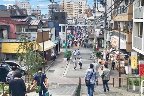 Oplev det gamle lokale Tokyo og traditionel mad i Yanaka Ginza