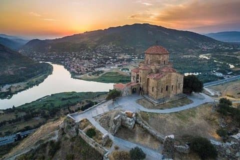 Tour pela cidade de Tbilisi (pernoite), Mtskheta, Jvari a partir de Yerevan