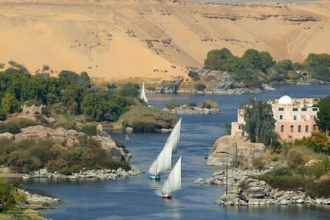 Visite privée d'Assouan, temple de Philae, haut barrage et obélisque inachevé