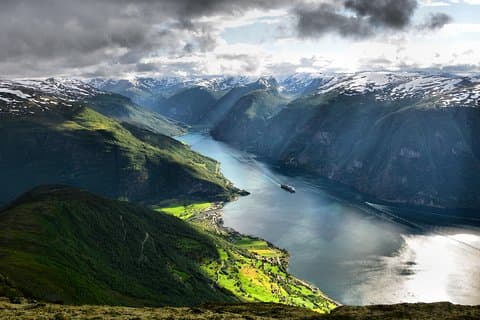 Oslo till Sognefjord Privat heldag tur och retur inklusive Flam järnväg