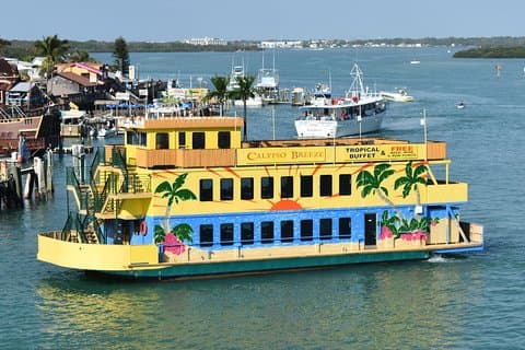 Tropisk buffékryssning på Madeira Beach