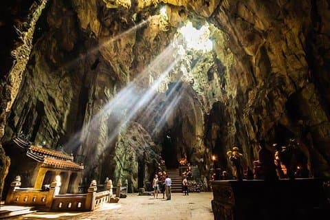 Privat bil overførsel fra Hoi An til Marmor Mountain (Round Trip)