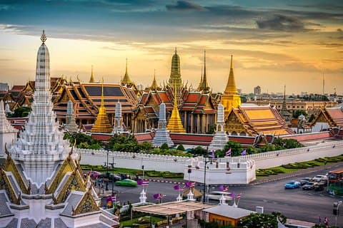 Private Tour: Grand Palace & Emerald Buddha Temple Experience