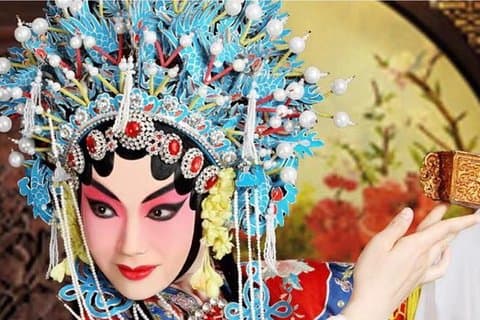 Espectáculo de ópera con asientos VIP en el teatro LiYuan de Beijing con servicio de traslado privado