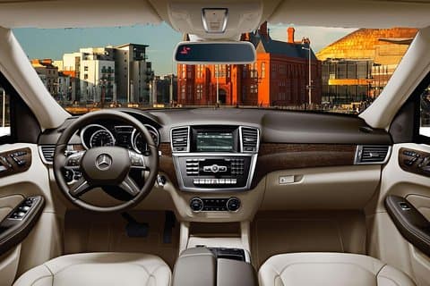 Cardiff Private Transfer from Cardiff Airport to City centre