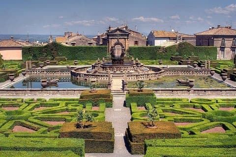 Bagnaia & Caprarola från Civitavecchia