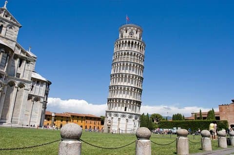 Tour privado, viagem de um dia a Pisa e Lucca com adega