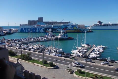 Delt overførsel fra Civitavecchia-molen til Roms hotel eller lufthavn