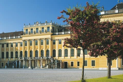 Schoenbrunn Palace Skip-The-Line and Vienna Highlights Private Tour