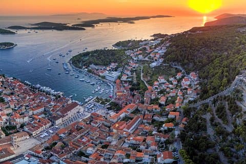 Tour privato dell'isola di Hvar e degustazione di olio d'oliva