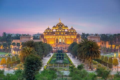 Tour privado de 6 horas por los templos y sitios espirituales de Delhi