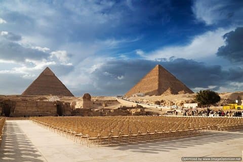 Private Landausflug Gizeh Pyramiden und Sakkara mit Mittagessen aus Alexandria