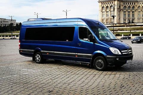 Transfer from Bucharest to Brasov every hour