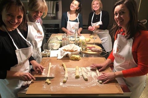Private cooking class with lunch or dinner in Cefalù