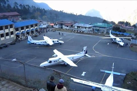 Flygbiljett från Katmandu till Lukla enkel resa