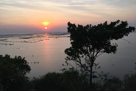 Excursão pela cidade de Sunset Charity em Siem Reap