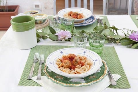 Lunch or dinner and cooking demo at a local home in Manfredonia