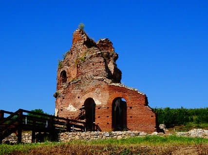 Plovdiv og Perushtitsa Dagstur med vinsmaking fra Sofia