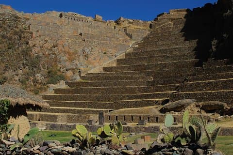 Pisac Indian Market en Ollantaytambo Fort met lunch