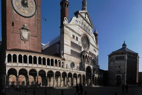 Eingang zum Torrazzo + Baptisterium + Diözesanmuseum