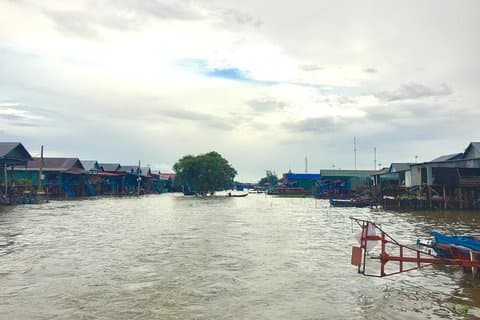 Private Me Chrey Floating Village Halve dag vanuit Siem Reap