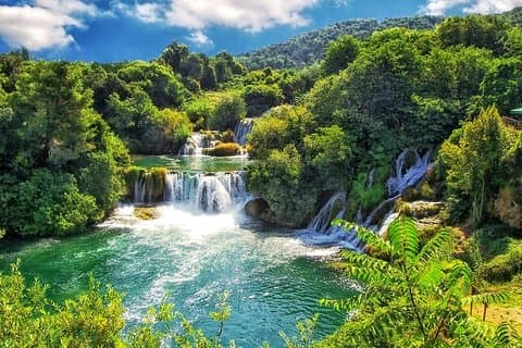 Visite privée des cascades de Krka avec croisière en bateau de 30min