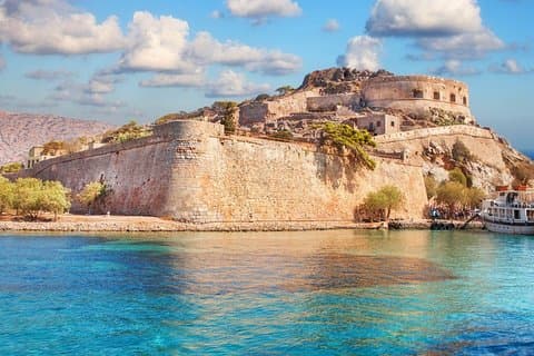 Spinalonga die Festung von Elounda aus Heraklion mit Grill