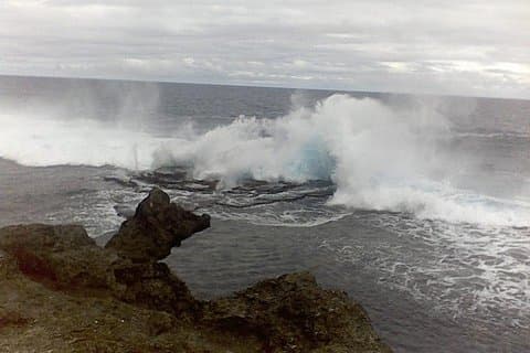 Nuku'alofa Shore Excursion: West Coast Scenic Tour