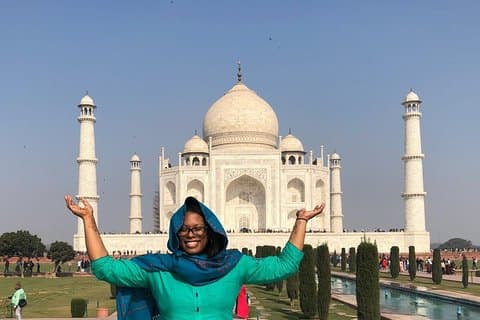2 Days Agra Taj Mahal Tour af Gatimaan Express Train