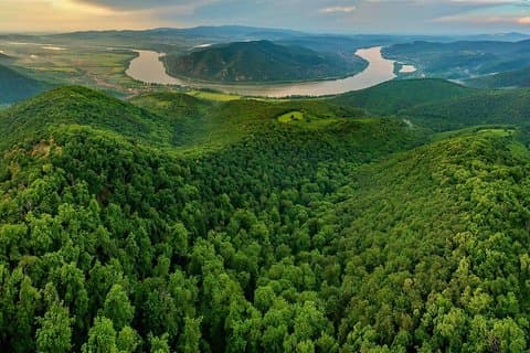 Bratislava-Budapest One-Way Sightseeing Transfer