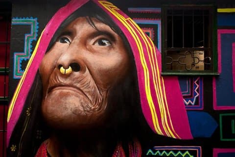 5 - hora Bogota Street Art Tour com transporte