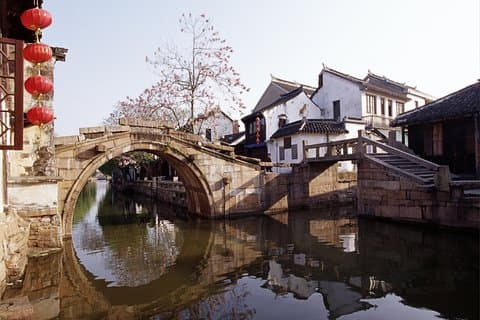Suzhou Private Tour with Tiger Hill, Shantang Street and Zhouzhuang Water Town