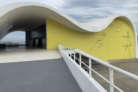 Tour della città di Niteroi e percorso Niemeyer