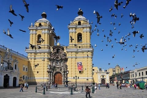 Historical Center / Catacombs Tour