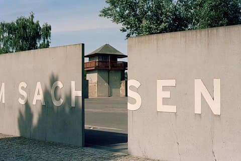 Sachsenhausen Concentration Camp - Tur på italiensk