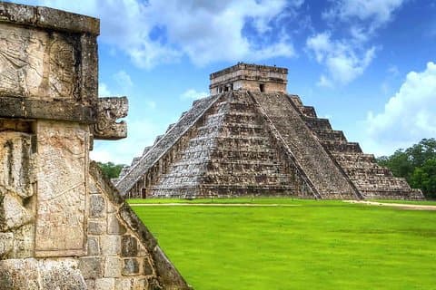 Tour privato Chichen Itza ed Ek Balam da Cancun