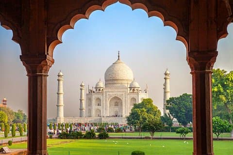 Agra overnattingstur med bil fra Delhi