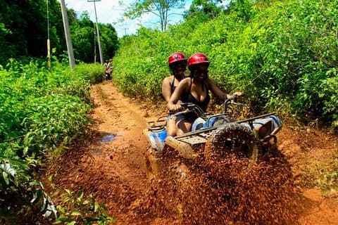 Cancuns beste ATV-Tour, Seilrutschen und Cenote-Schwimmen mit Mittagessen