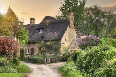 Cotswolds Tagesausflug von London mit optionalem Village Lunch