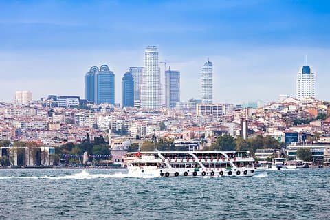 Istanbul Bosphorus Cruise Tour m / Dolmabahce Palace, Golden Horn, Privat guide