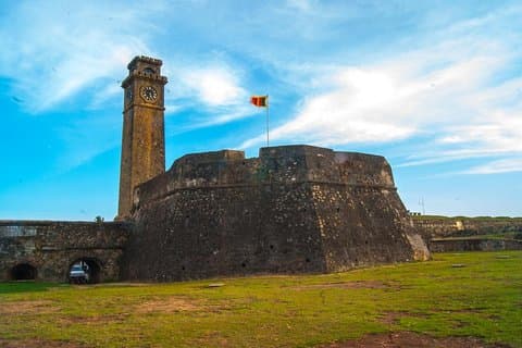 Galle Day Tour via Hikkaduwa Beach