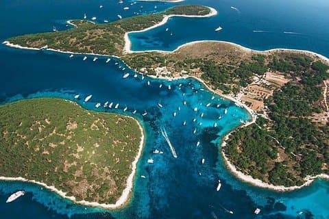 Private Full-Day Boat Tour to Blue Lagoon, Hvar & Pakleni Islands