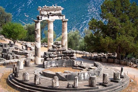 Delphi All Day Tour From Athens By Car or Van