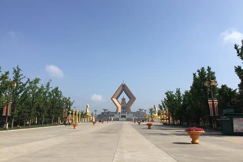 Private Day Tour naar Famen Temple en Qian Mausoleum van Xian