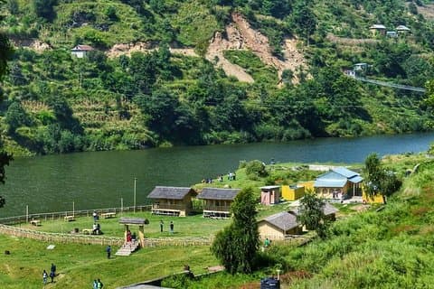 Escursione della comunità di 4 giorni a Chitlang Village