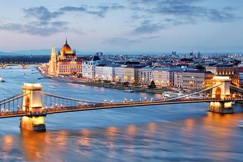 Excursão turística privada de 10 dias de Budapeste a Praga