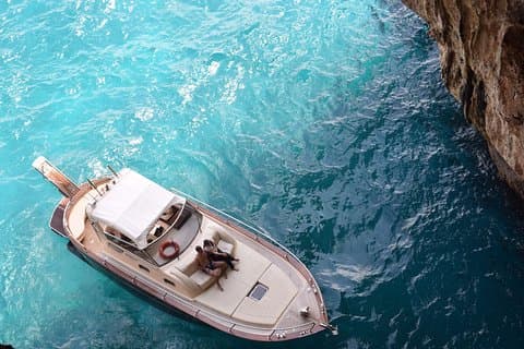 Positano : Ganztägige Capri-Bootstour – Kleingruppenerlebnis